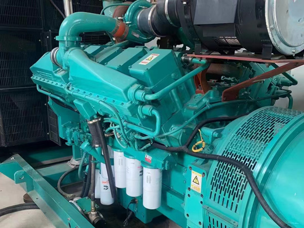 稷山更换100kW柴油发电机组机油时，需要注意哪些事项？